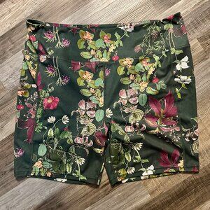 Roots x Alder Apparel bike shorts, size 3X
